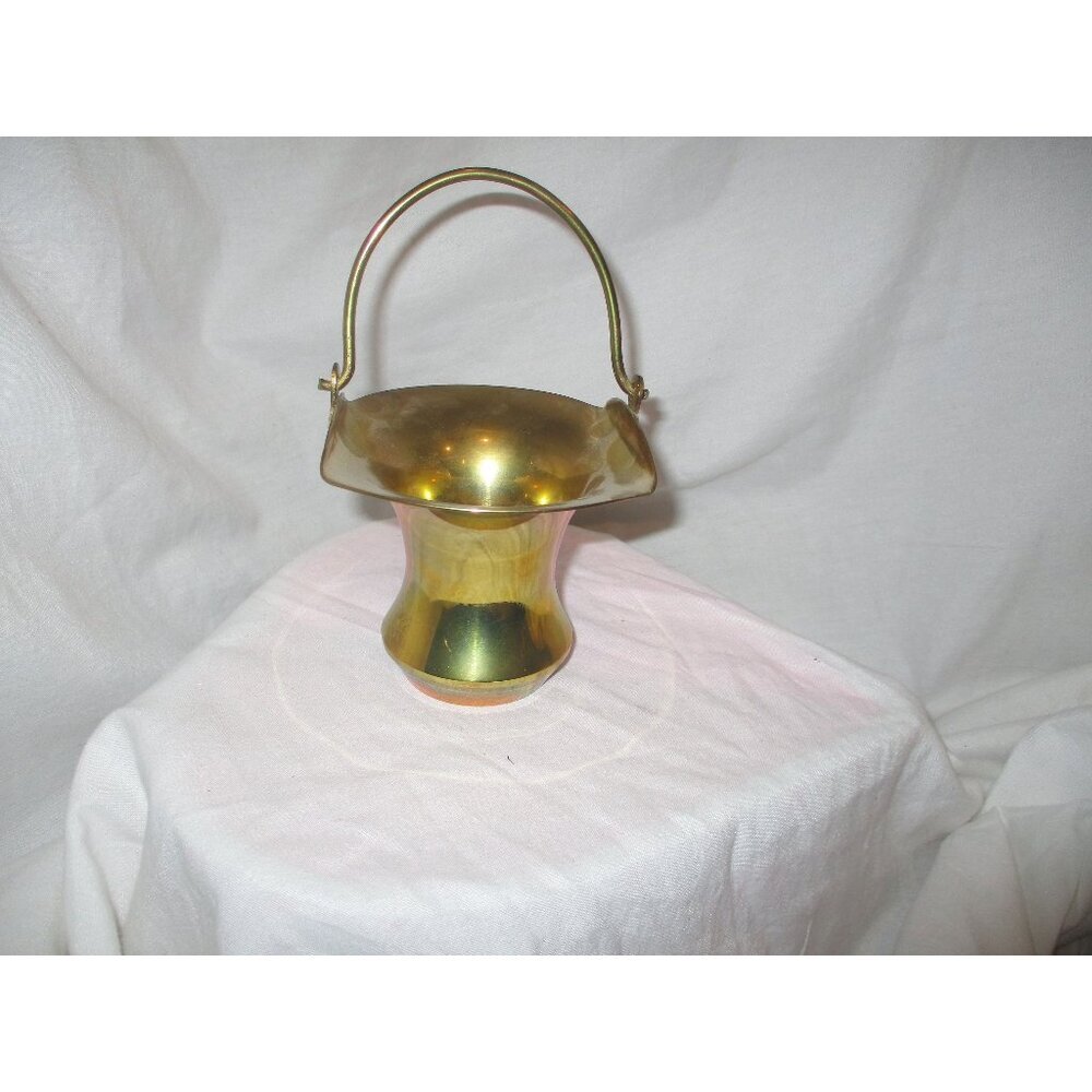 Brass basket movable handle midcentury modern easter catchall trinket